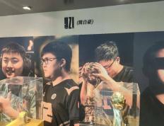 Uzi回归赛场，大胜首场状态亮眼，法国队观众沸腾！